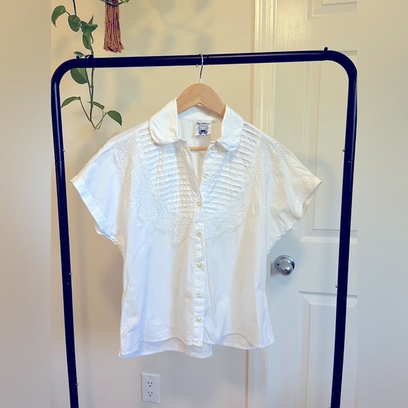 White Embroidered Button-Up Blouse - Picture 2 of 5